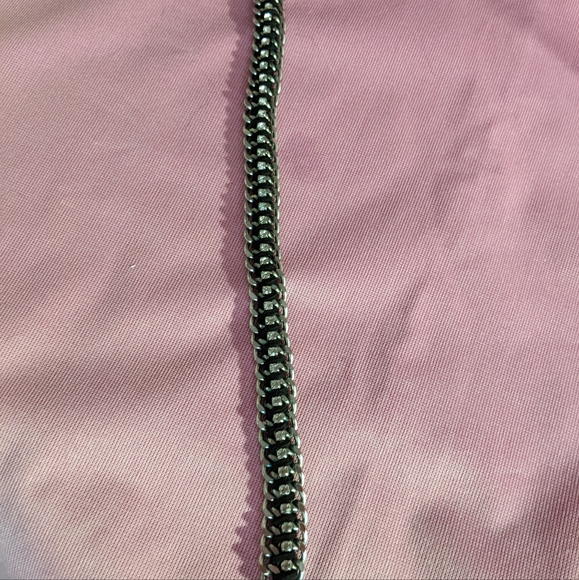 Box Chain Chocker - Picture 2 of 4